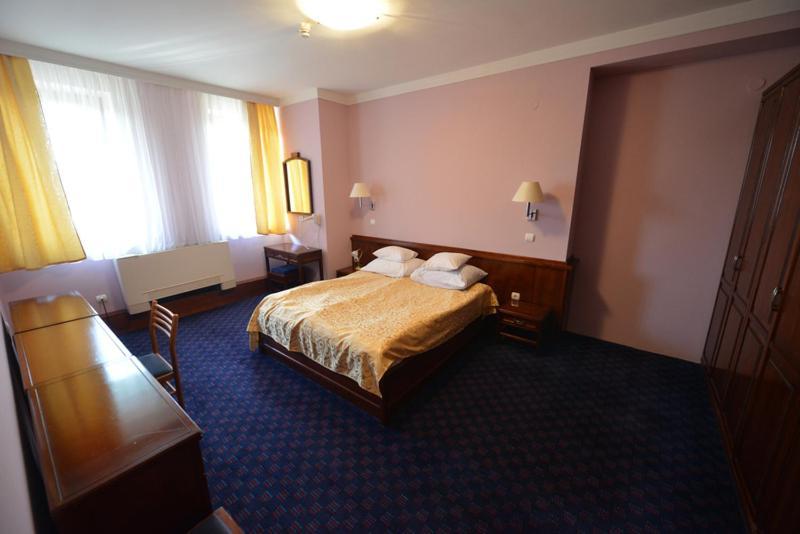 Hotel Norcev Grgeteg Exterior photo